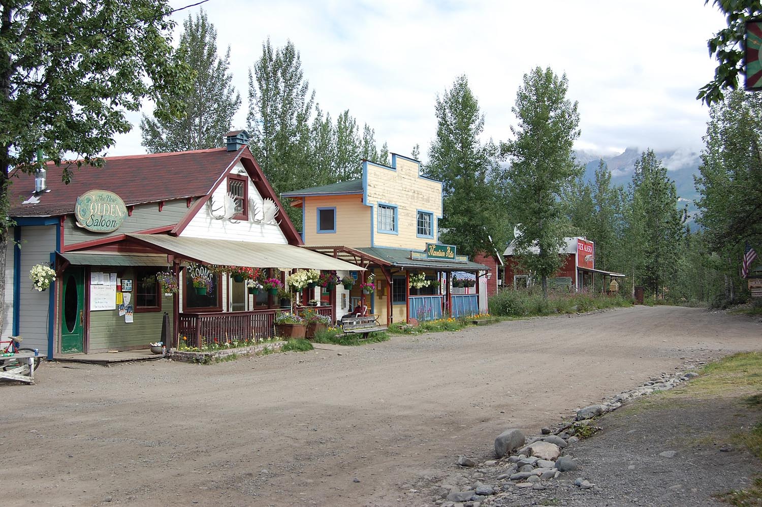 Photo Tripping America - Wrangell-St. Elias - Camping World