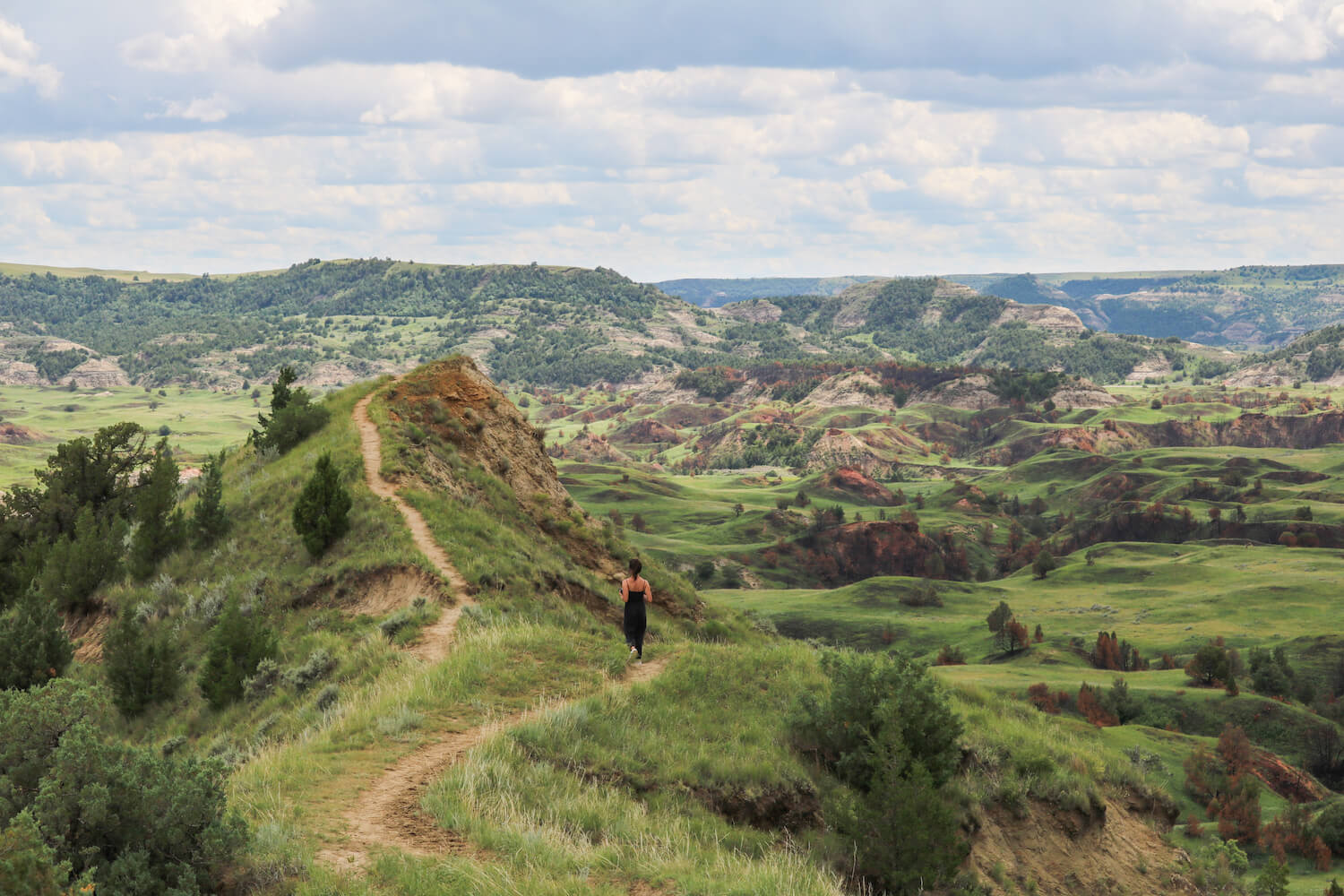 hiking-guide-to-rving-theodore-roosevelt-national-park-12-2022 