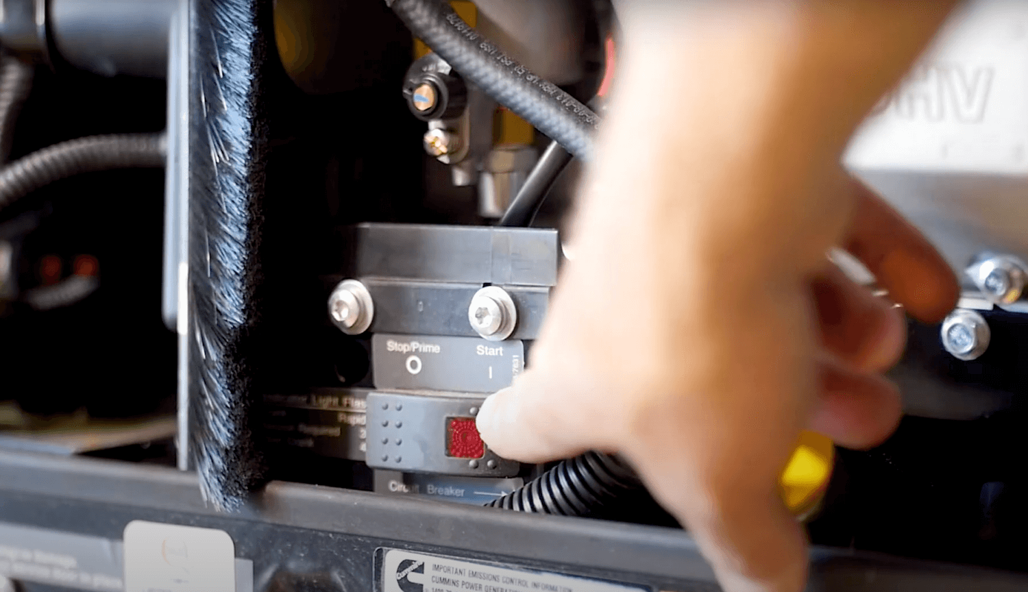 How To Operate a Portable Generator - Camping World Blog